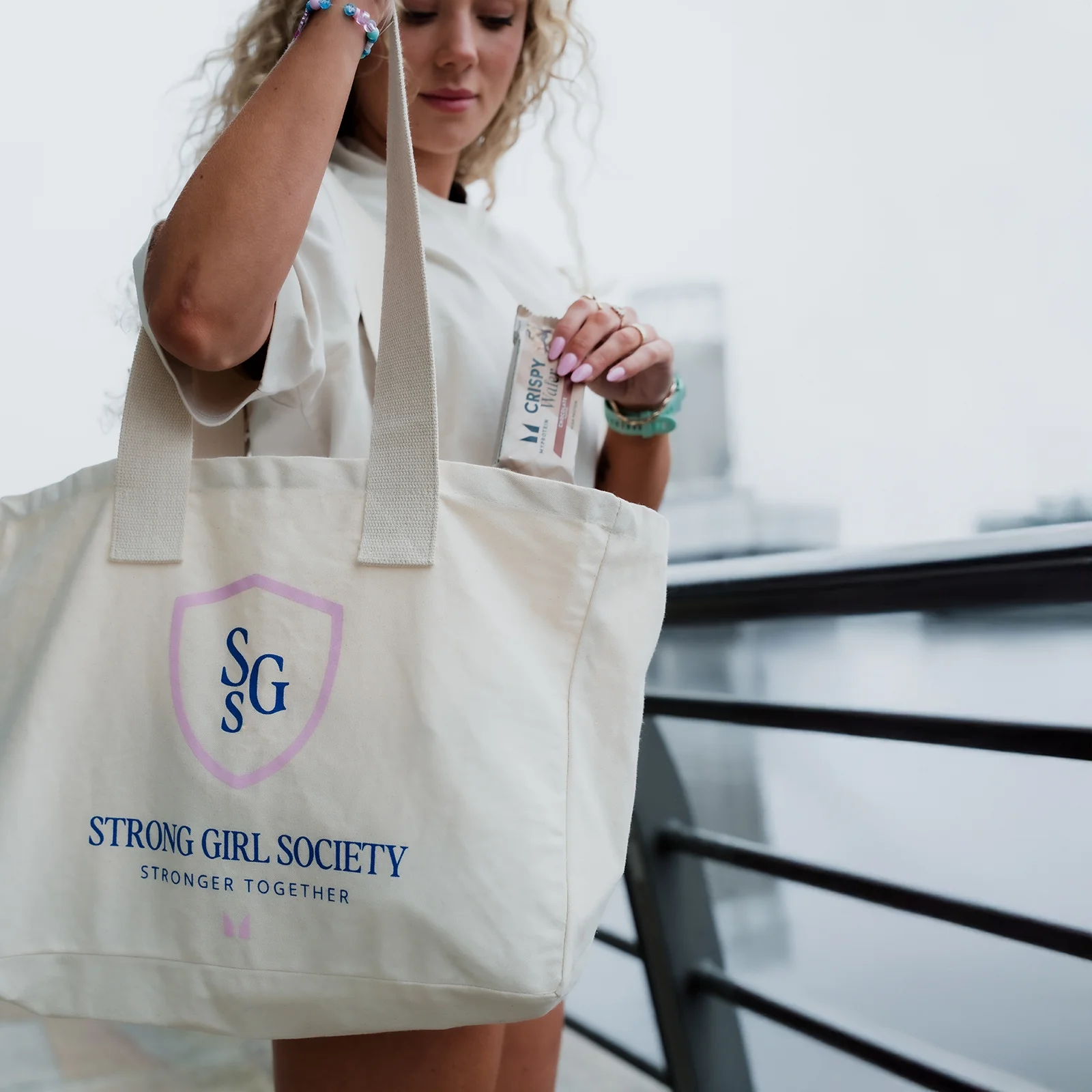 Τσάντα Tote MP Strong Girl Society - Φυσικό Εικόνα 1